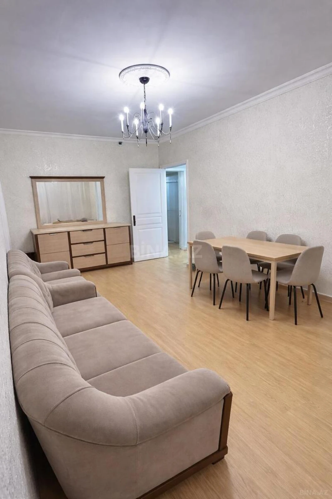 Satılır 3 otaqlı mənzil 63 m²