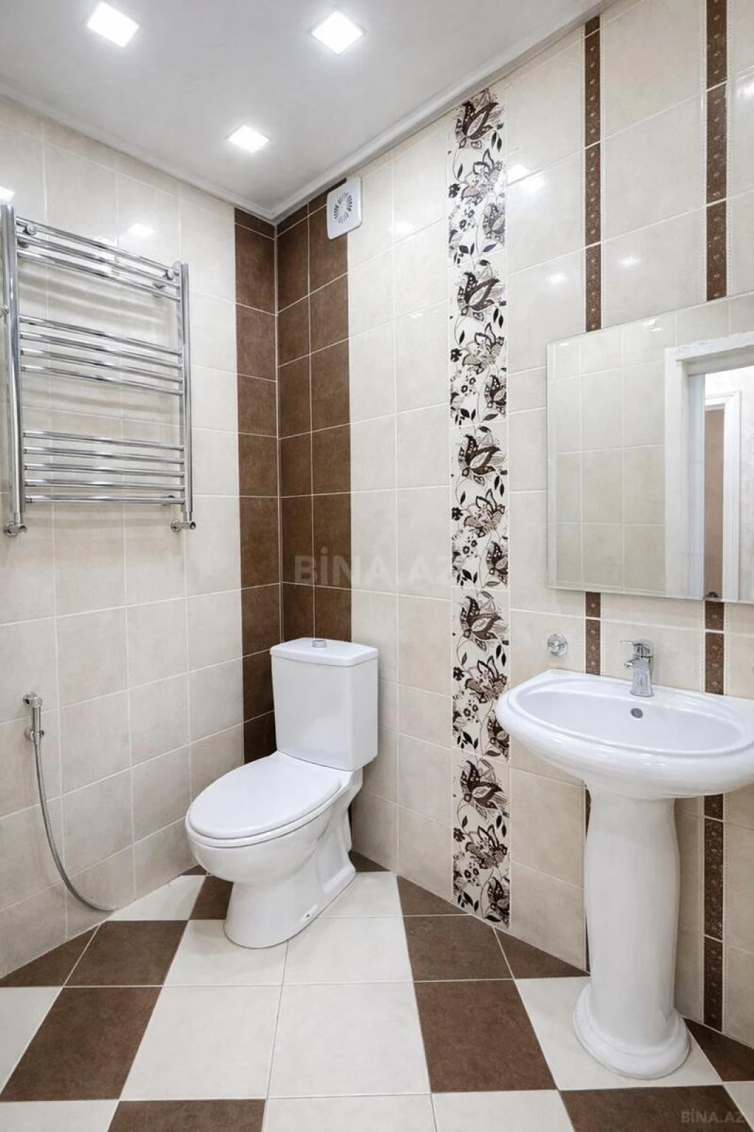 Satılır 3 otaqlı mənzil 63 m²