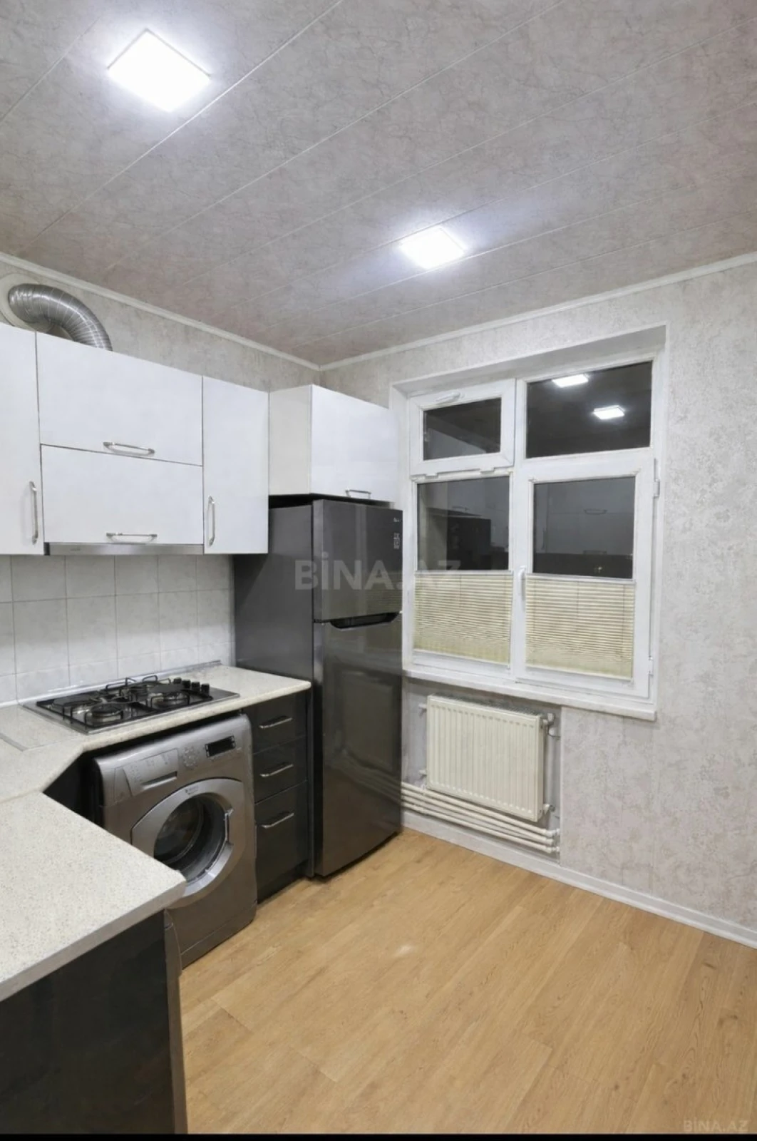 Satılır 3 otaqlı mənzil 63 m²