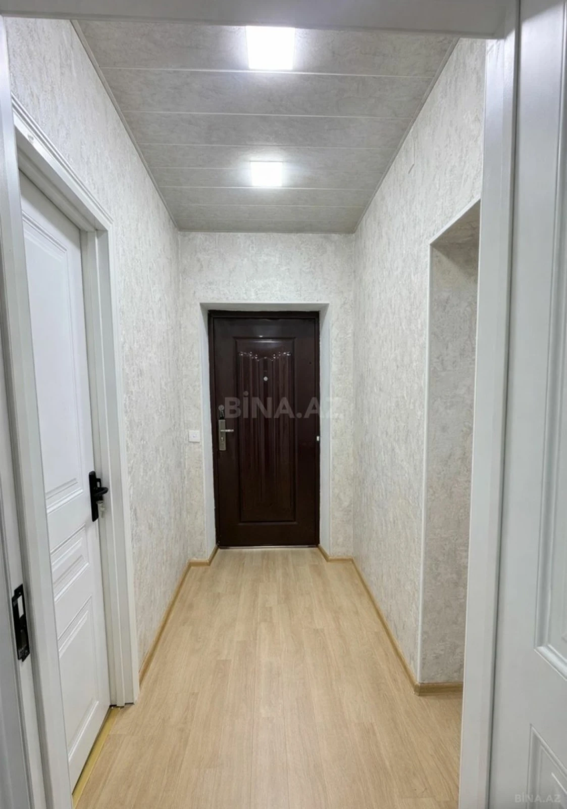 Satılır 3 otaqlı mənzil 63 m²