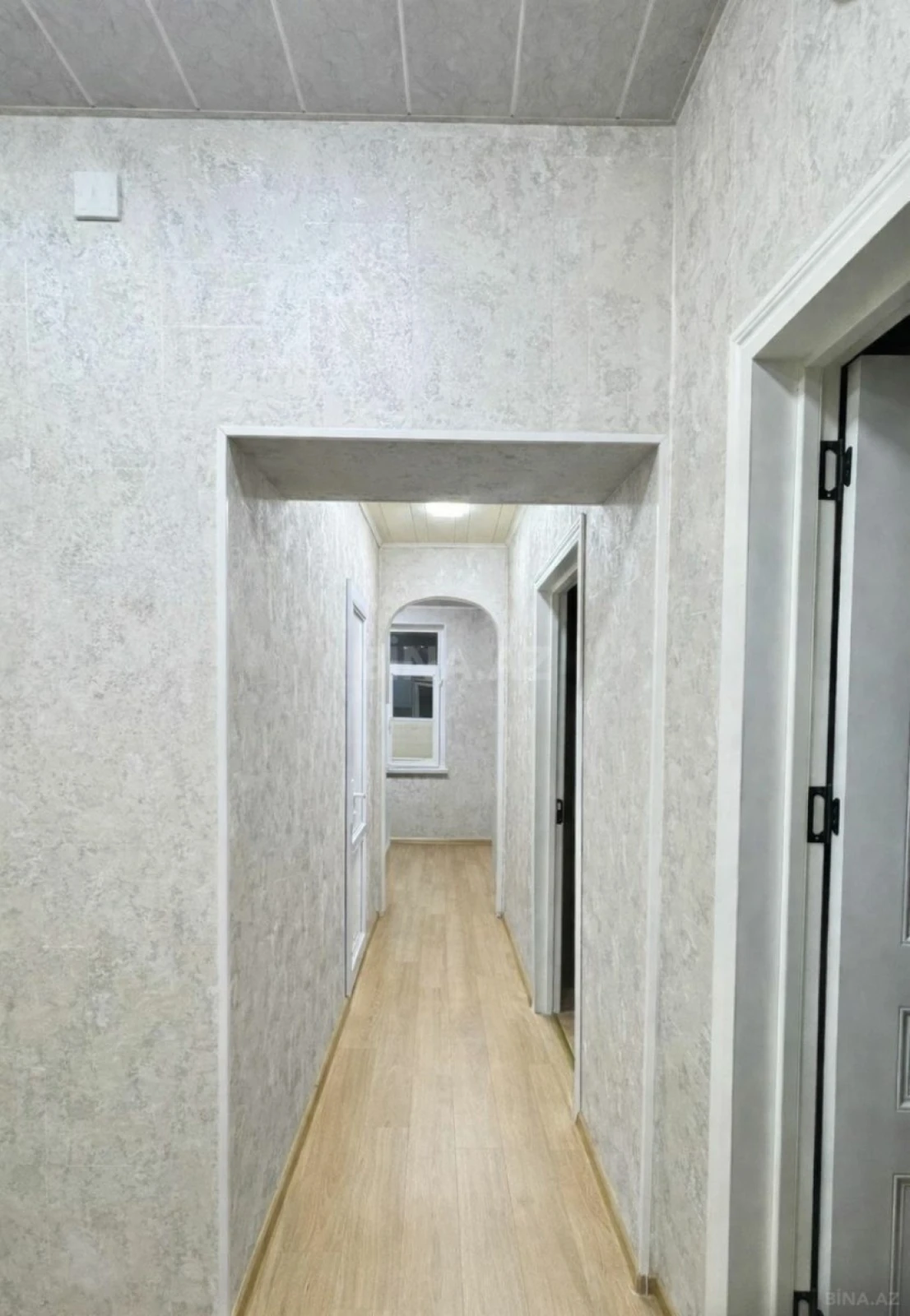 Satılır 3 otaqlı mənzil 63 m²