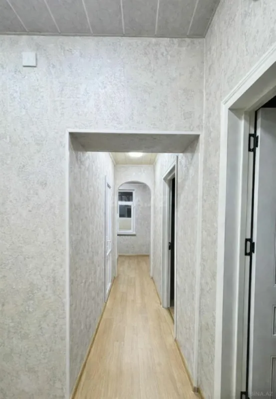 Satılır 3 otaqlı mənzil 63 m²