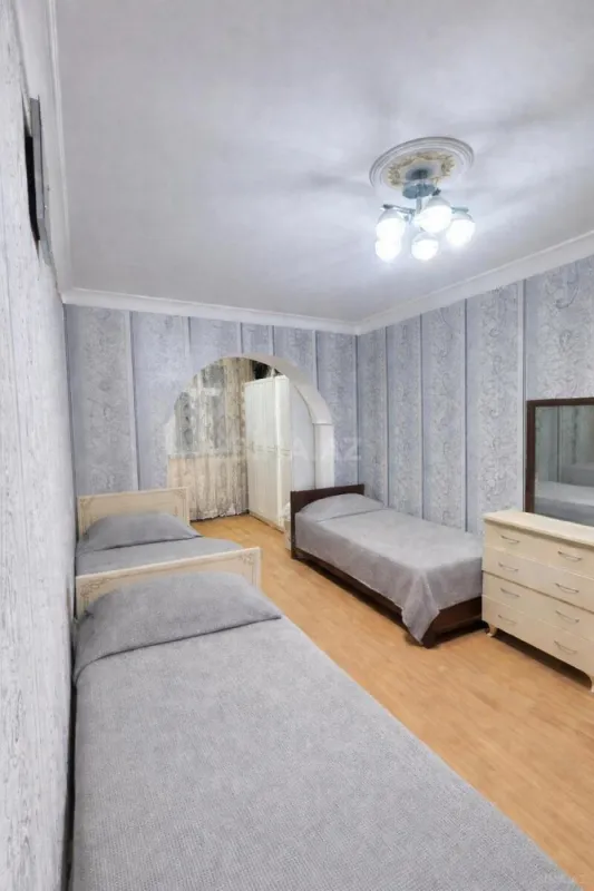 Satılır 3 otaqlı mənzil 63 m²