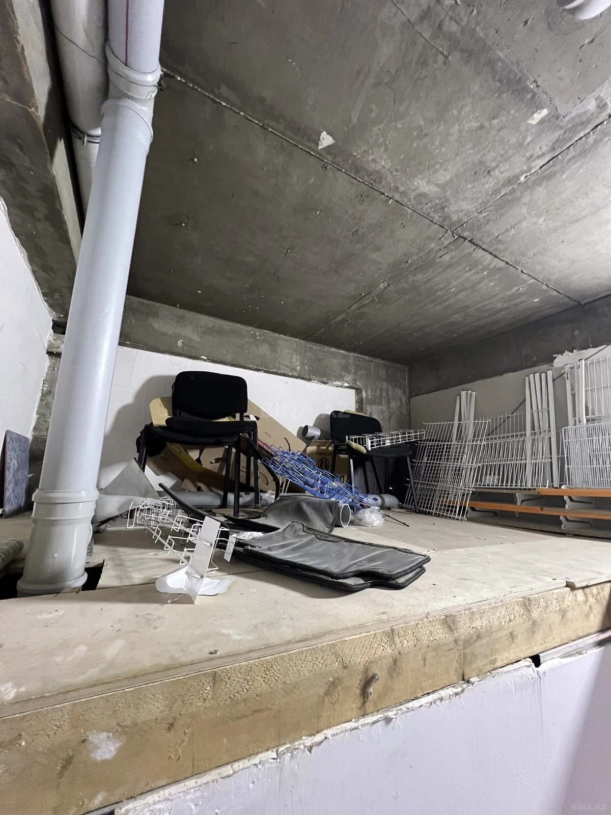 Satılır obyekt 105 m²