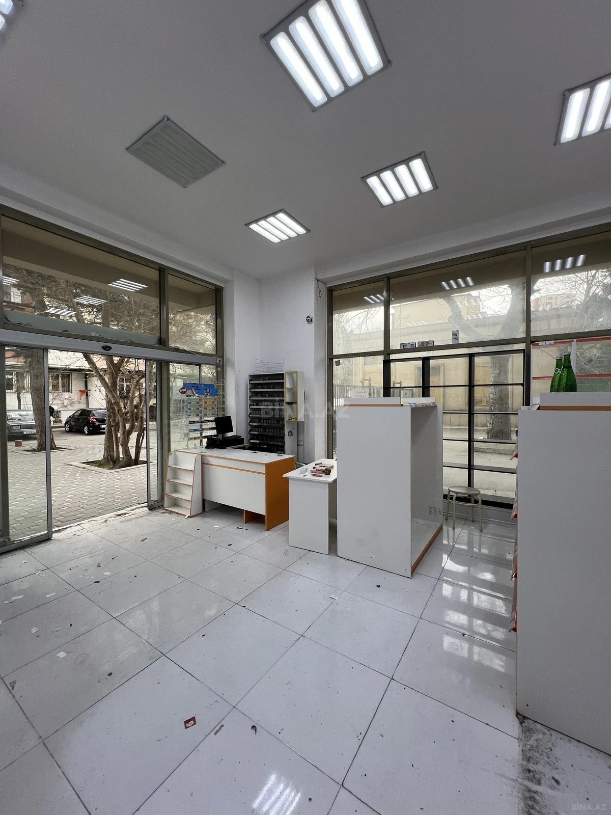 Satılır obyekt 105 m²