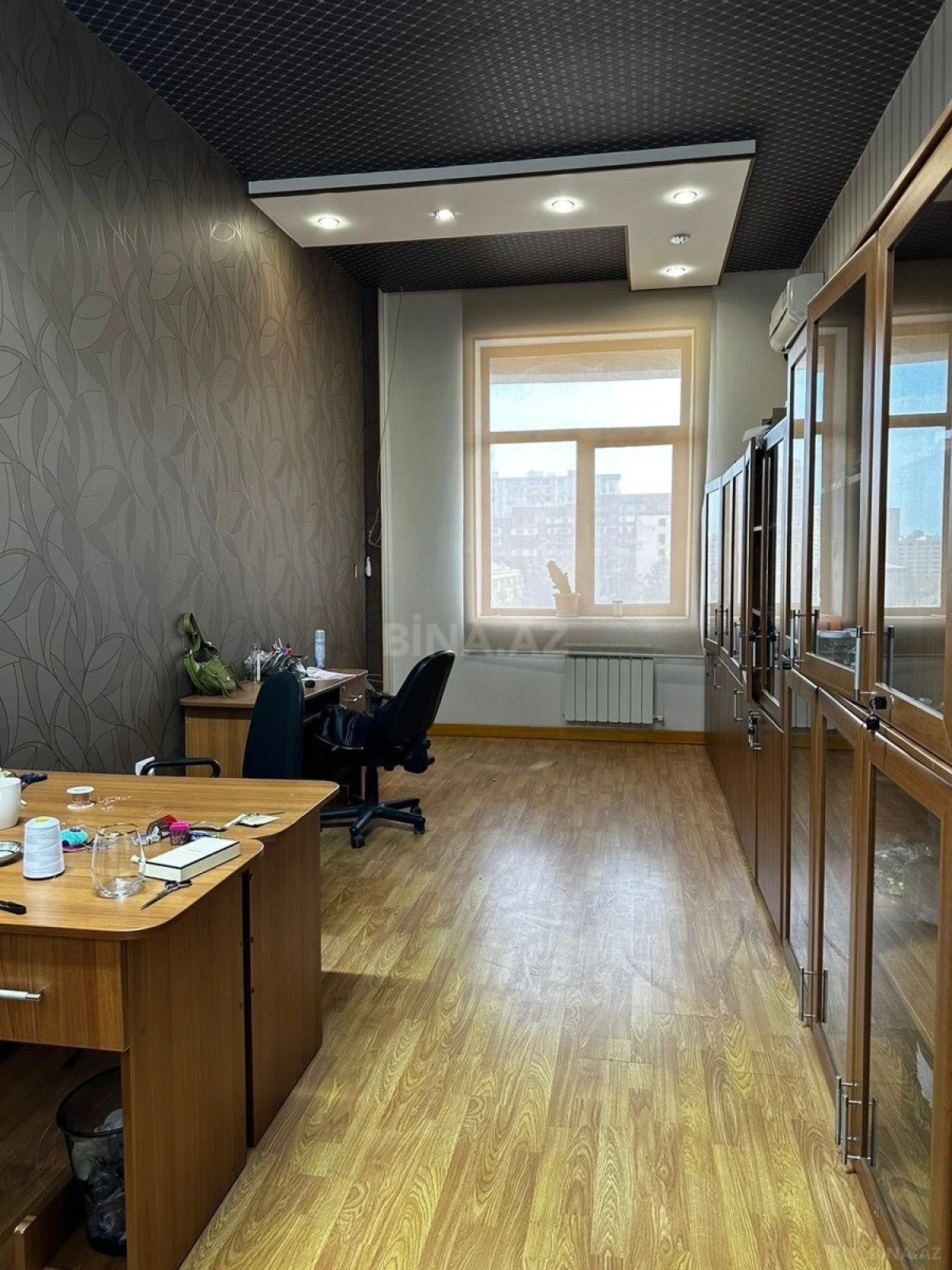 Kirayə verilir 2 otaqlı ofis 100 m²