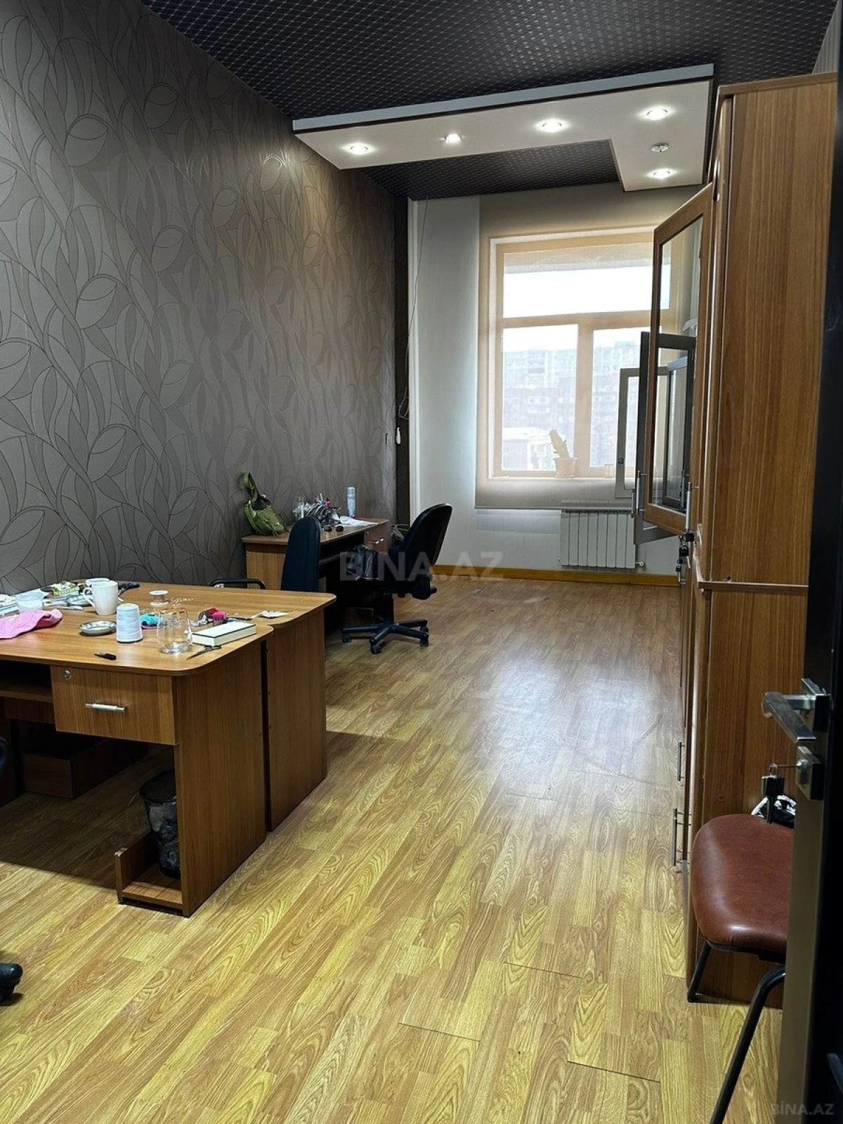 Kirayə verilir 2 otaqlı ofis 100 m²
