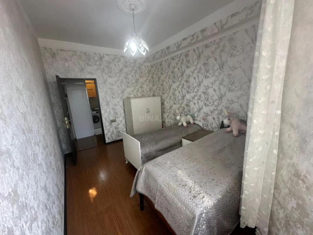 Satılır 3 otaqlı mənzil 75 m²