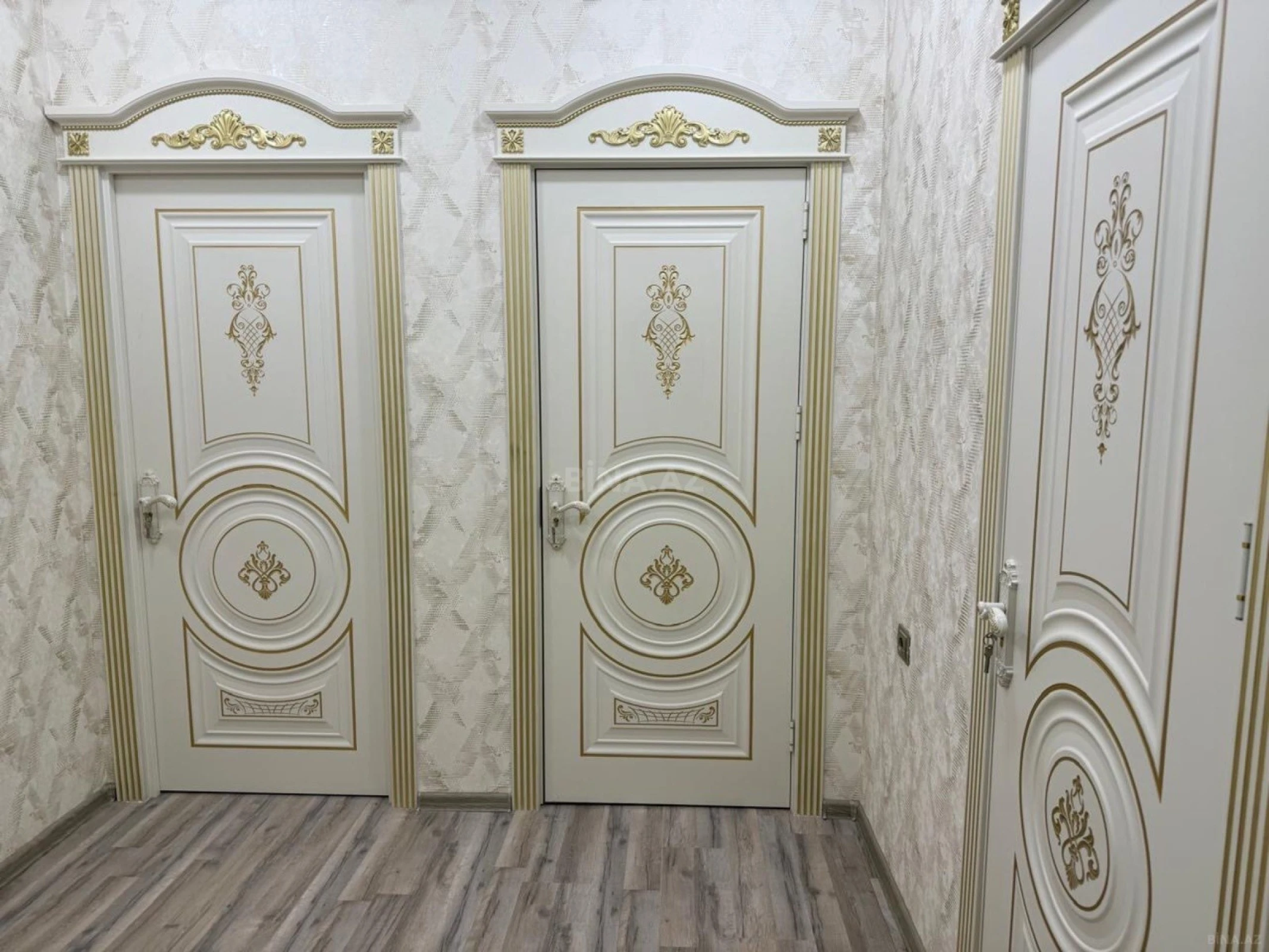 Kirayə verilir 2 otaqlı mənzil 70 m²