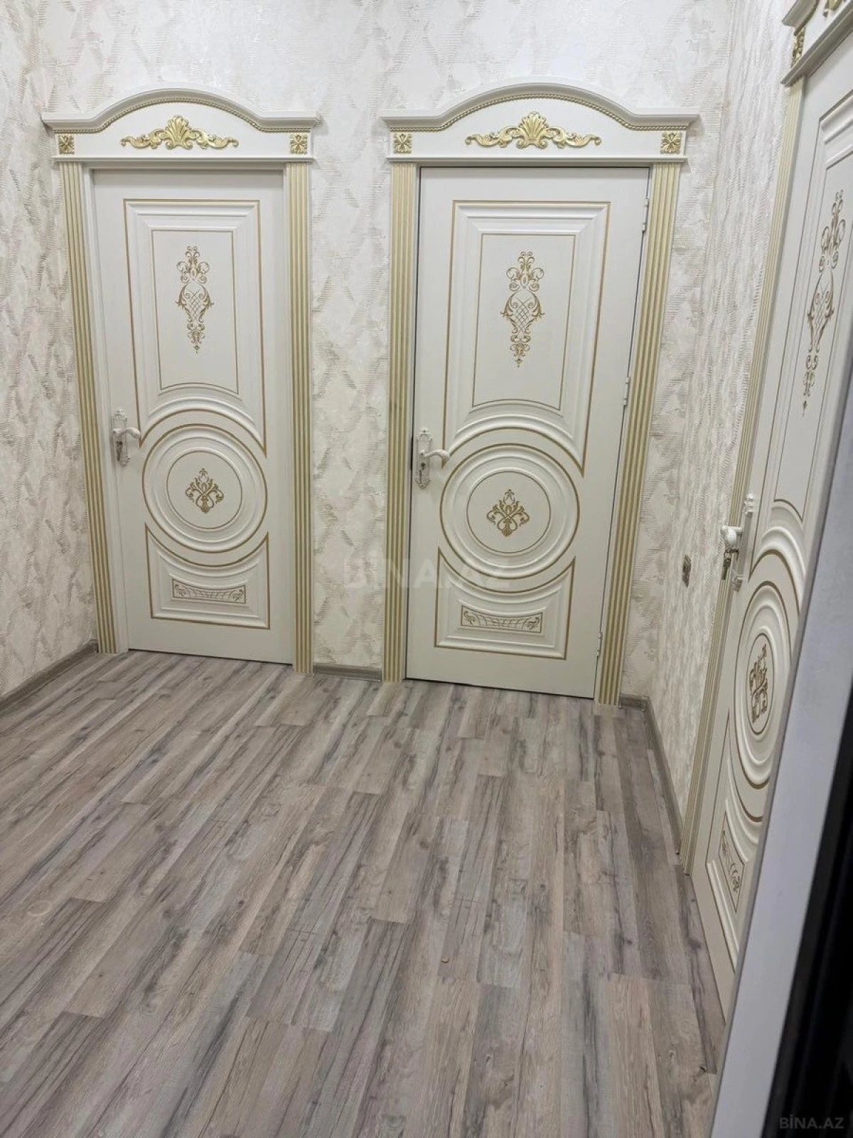 Kirayə verilir 2 otaqlı mənzil 70 m²