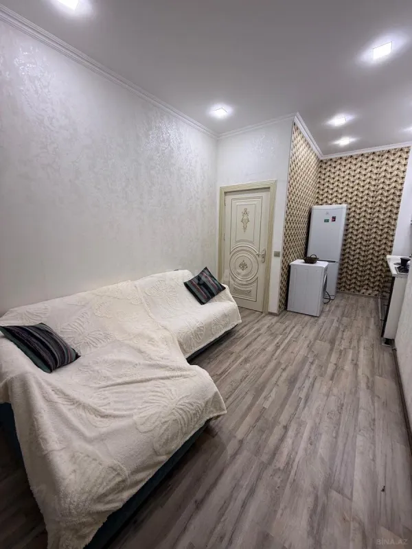 Kirayə verilir 2 otaqlı mənzil 70 m²