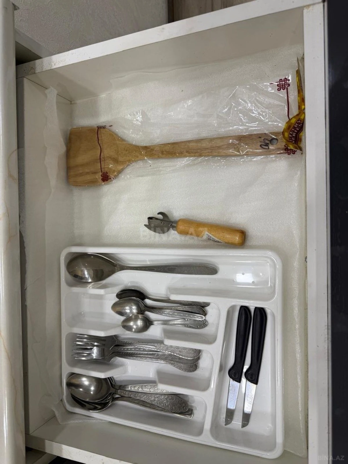 Kirayə verilir 2 otaqlı mənzil 70 m²