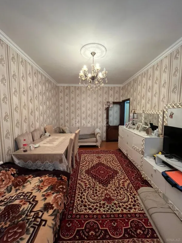 Satılır 2 otaqlı mənzil 52 m²