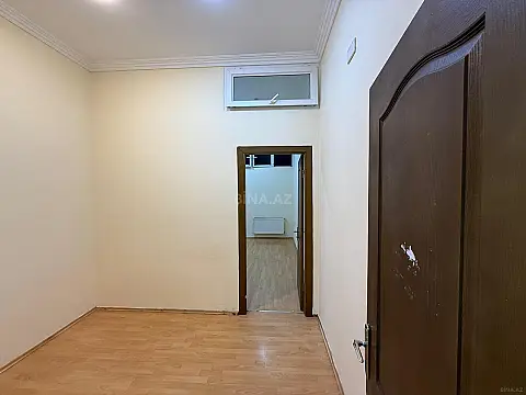 Kirayə verilir 12 otaqlı ofis 250 m²