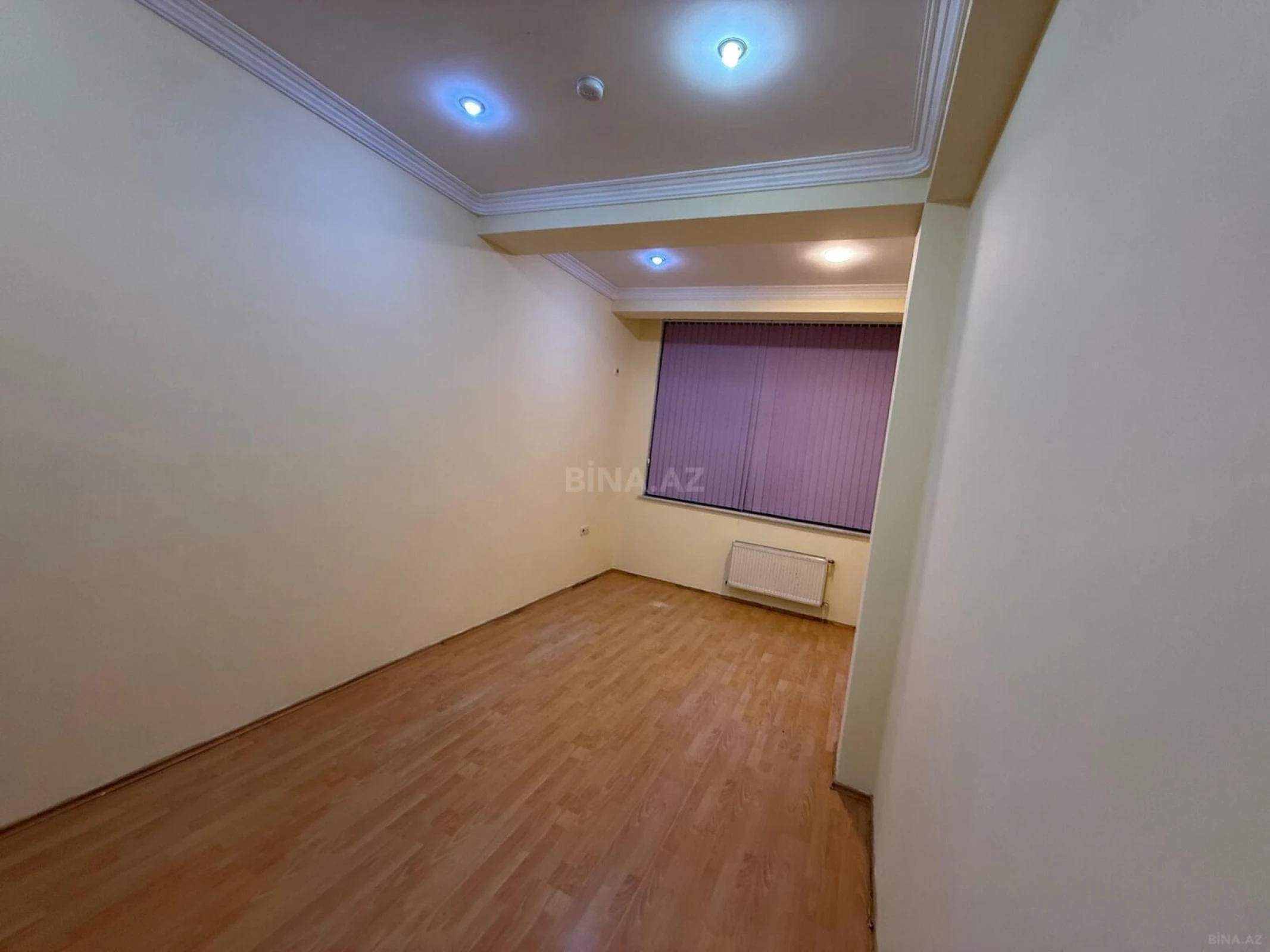 Kirayə verilir 12 otaqlı ofis 250 m²