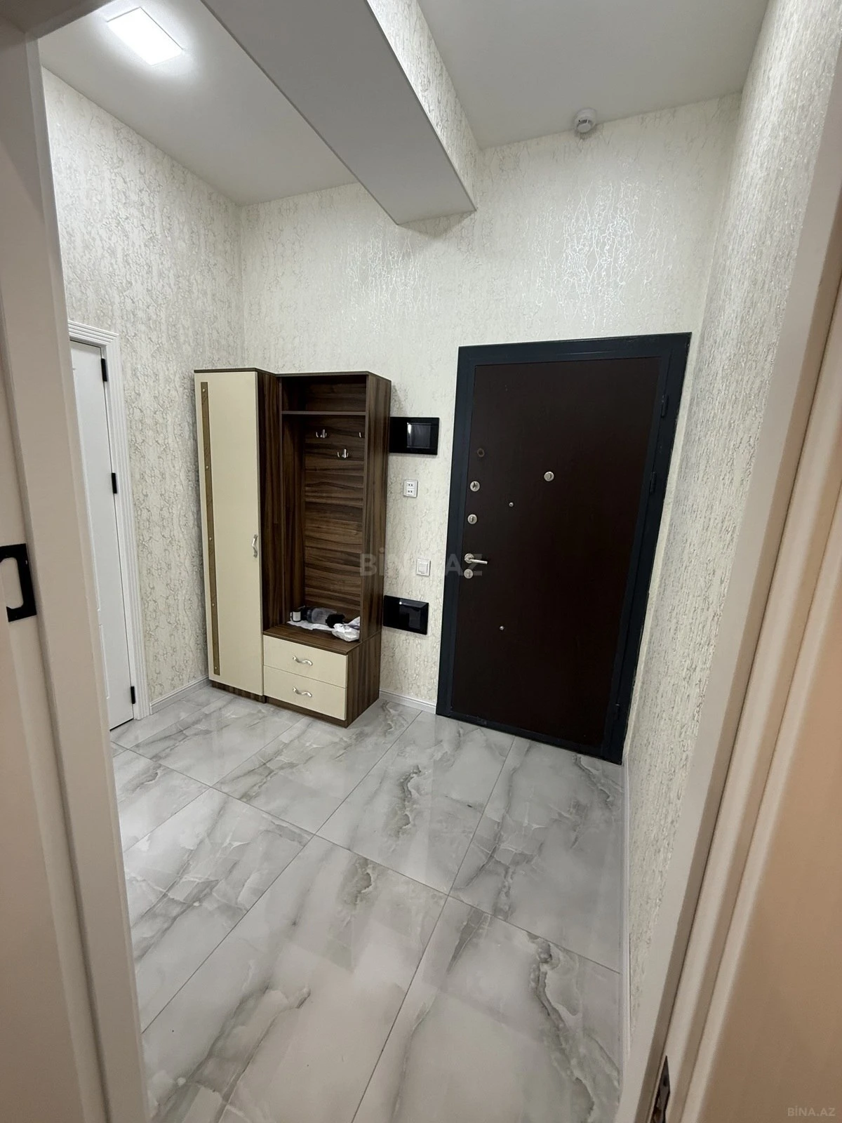 Kirayə verilir 2 otaqlı mənzil 60 m²