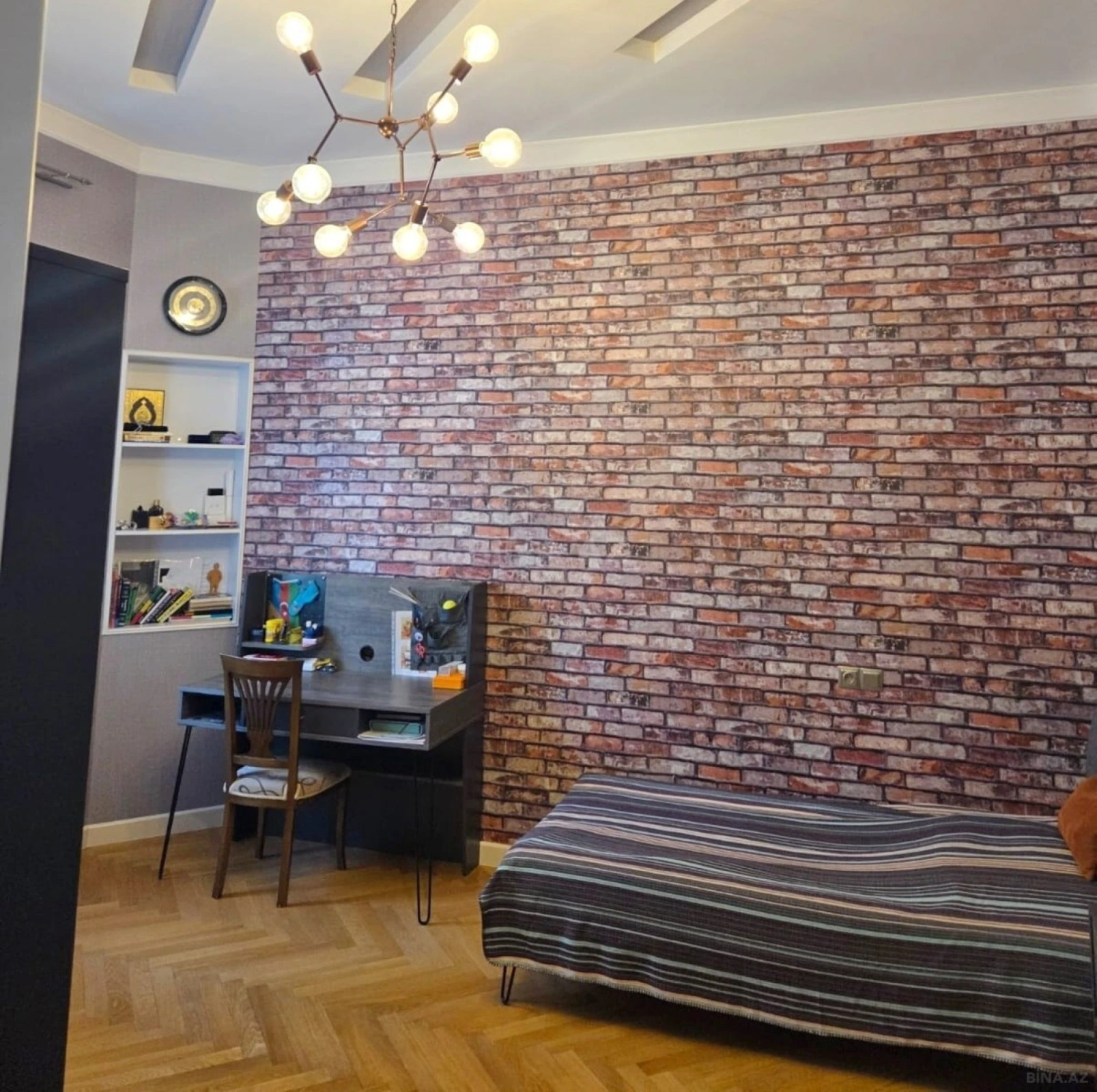 Satılır 11 otaqlı həyət evi 480 m²