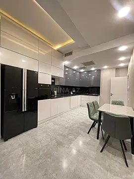 Satılır 3 otaqlı mənzil 126 m²