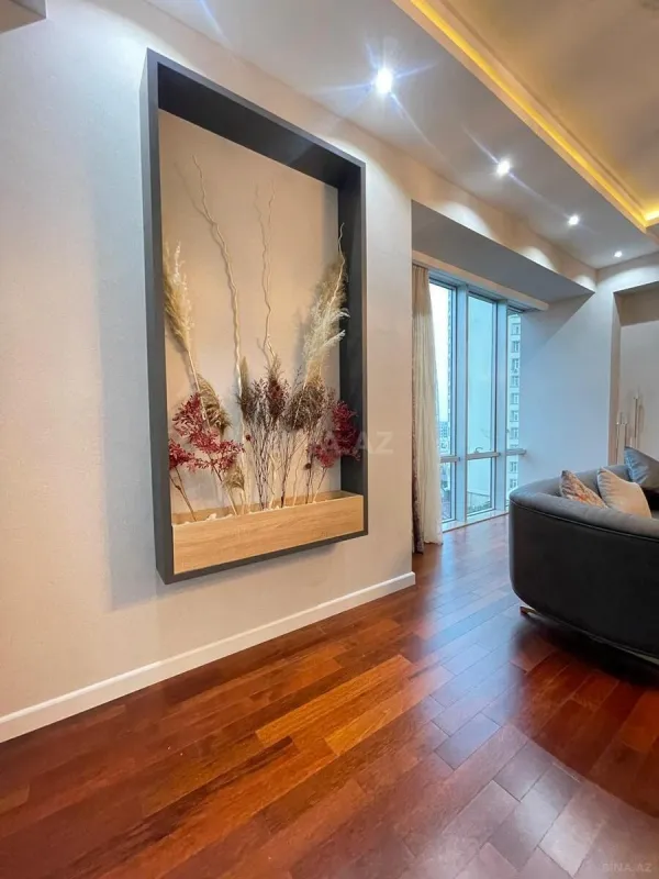 Satılır 3 otaqlı mənzil 126 m²