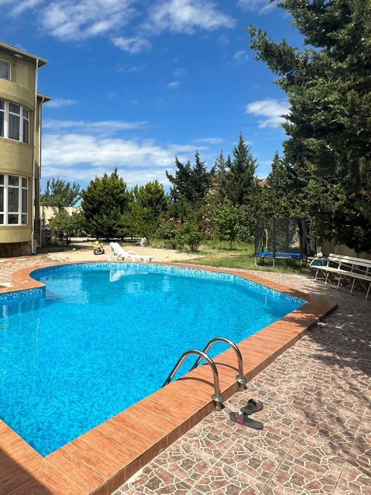 Kirayə verilir 5 otaqlı həyət evi 350 m²