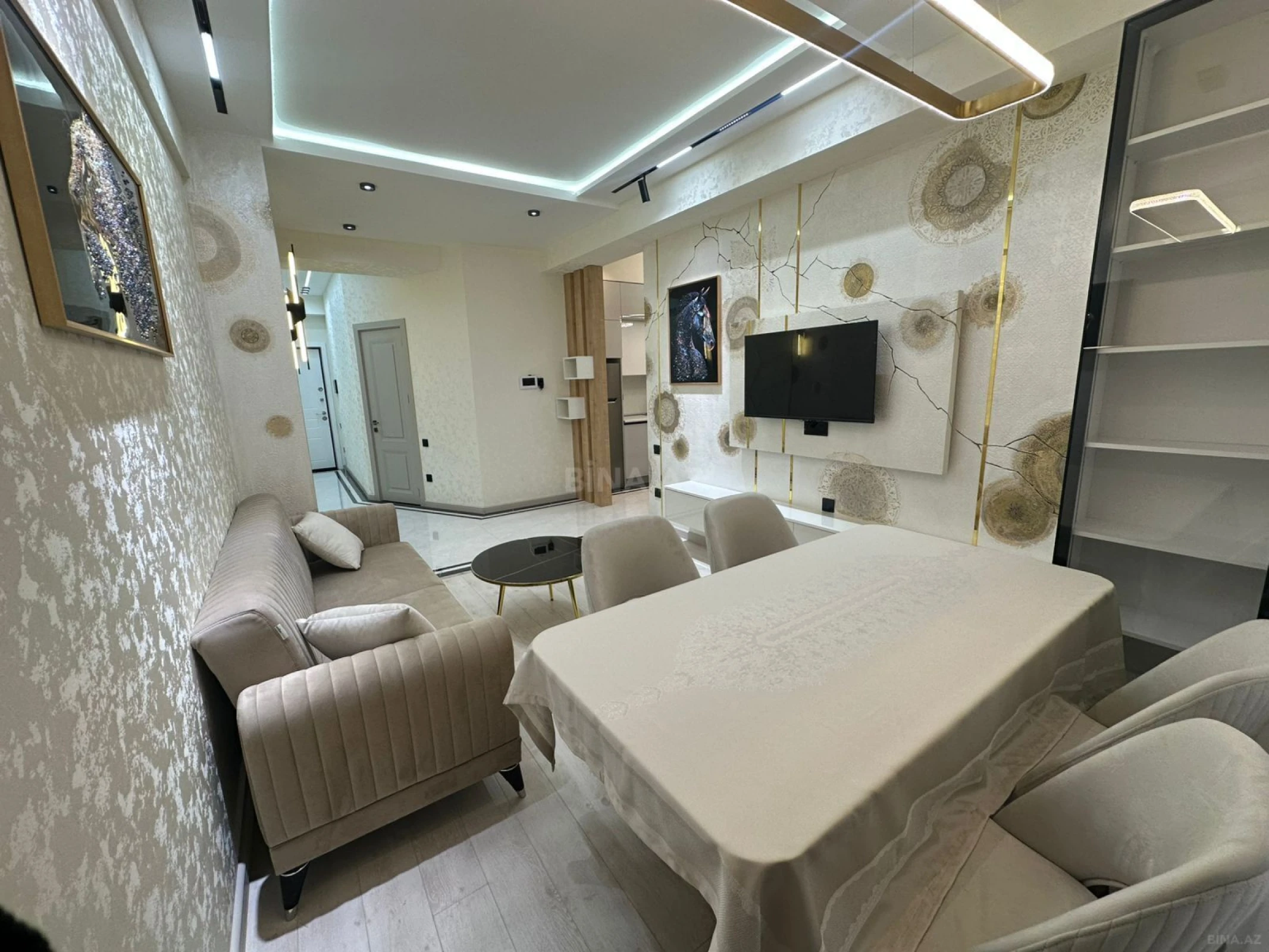 Kirayə verilir 2 otaqlı mənzil 65 m²