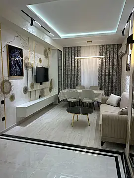 Kirayə verilir 2 otaqlı mənzil 65 m²