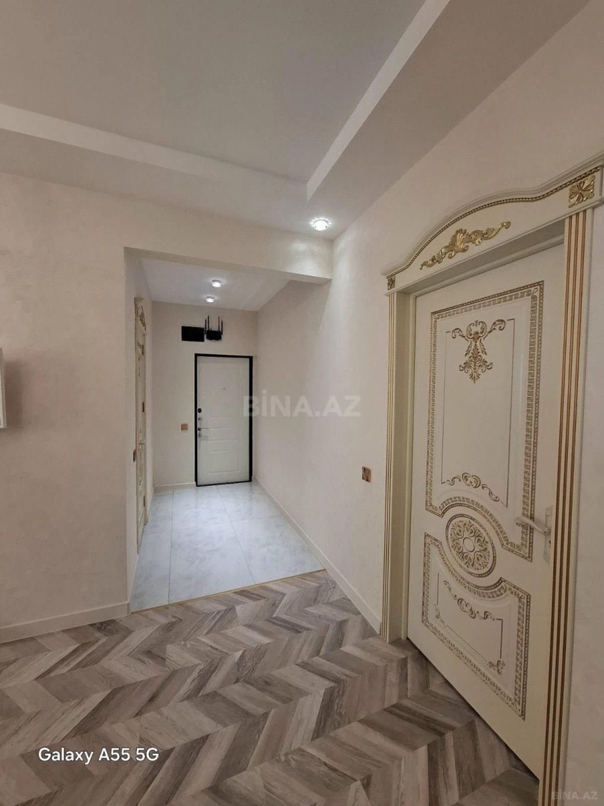 Satılır 2 otaqlı mənzil 55 m²