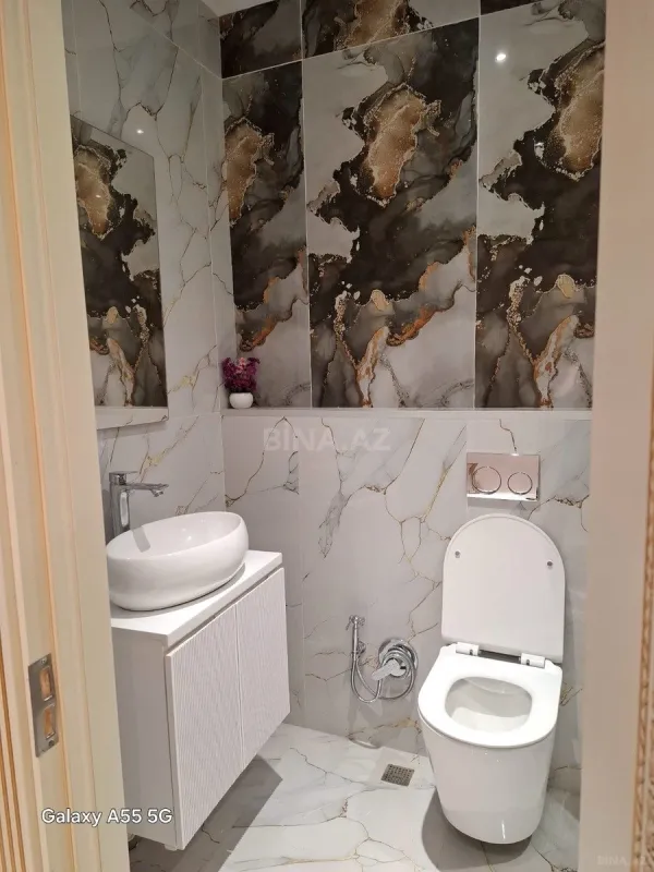 Satılır 2 otaqlı mənzil 55 m²