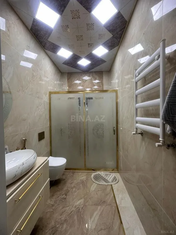 Satılır 6 otaqlı həyət evi 420 m²