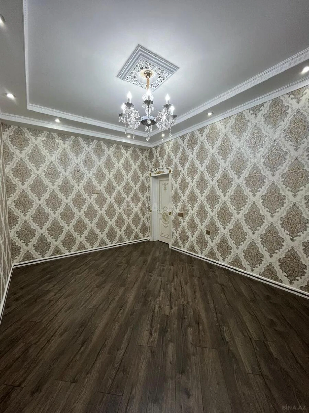 Satılır 6 otaqlı həyət evi 420 m²