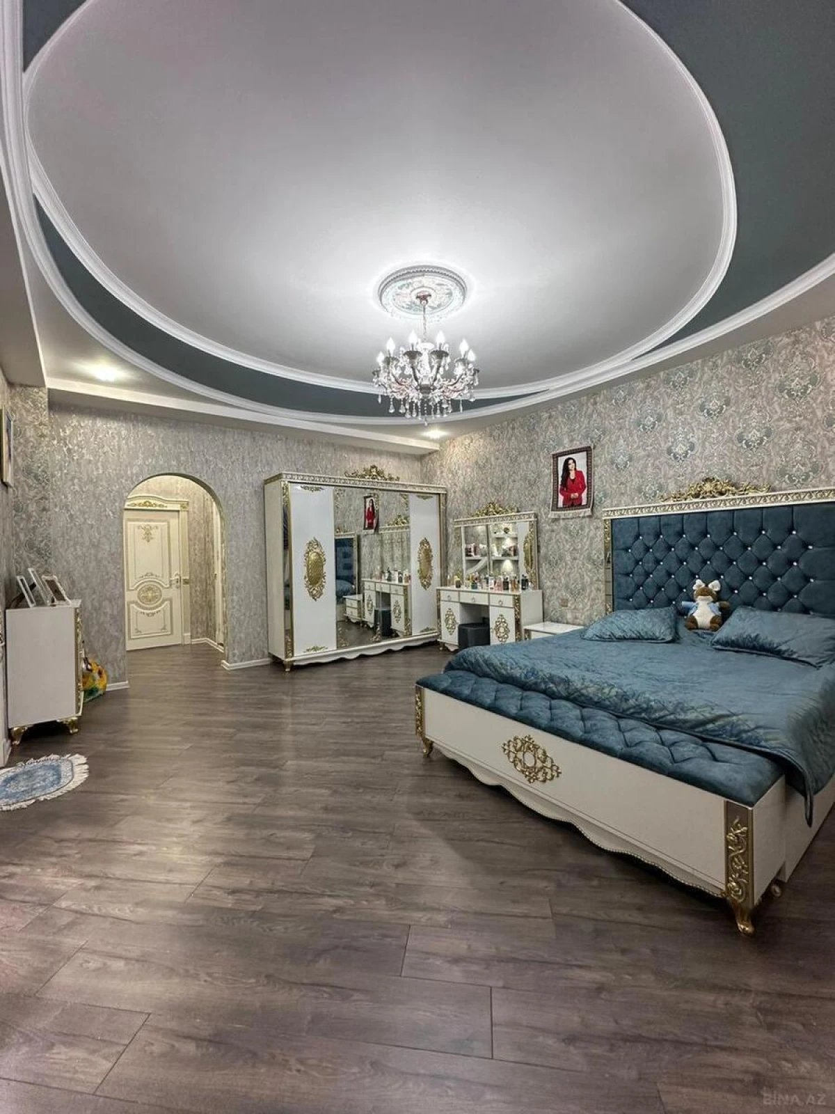 Satılır 6 otaqlı həyət evi 420 m²