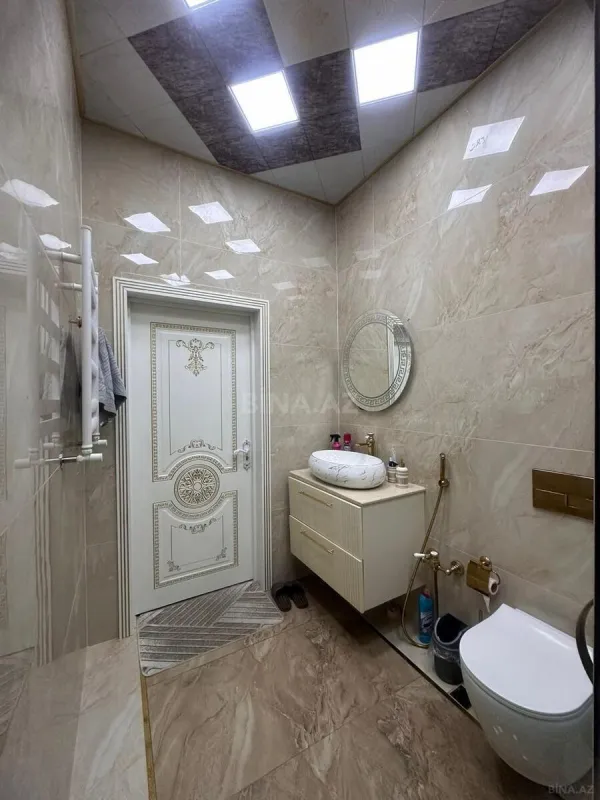 Satılır 6 otaqlı həyət evi 420 m²