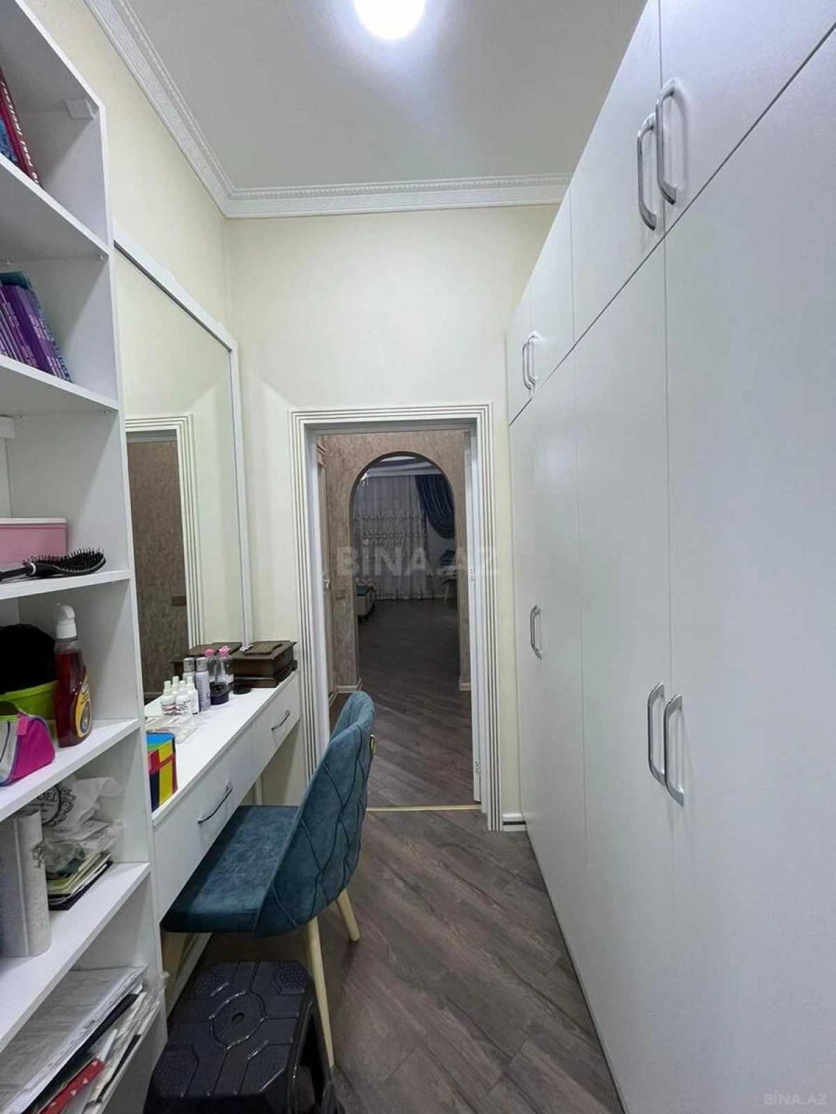 Satılır 6 otaqlı həyət evi 420 m²