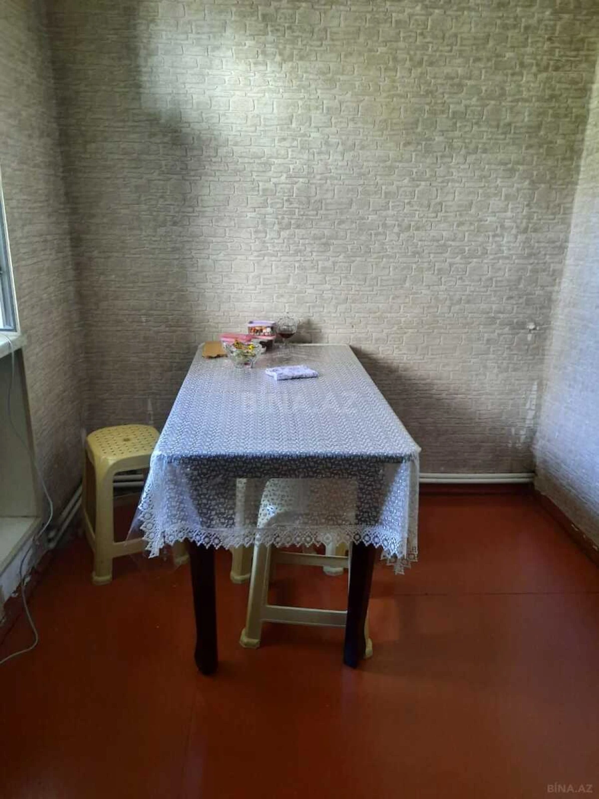 Kirayə verilir 2 otaqlı mənzil 60 m²