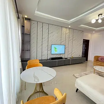 Kirayə verilir 3 otaqlı mənzil 145 m²
