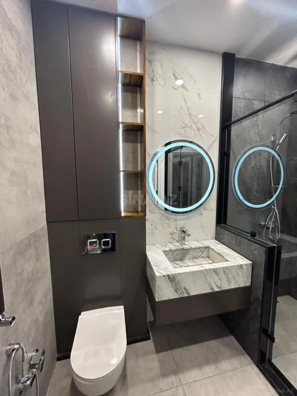 Kirayə verilir 3 otaqlı mənzil 145 m²