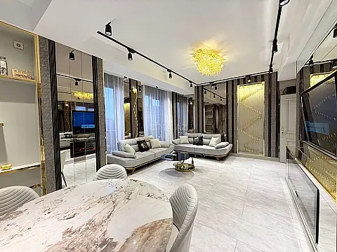 Satılır 5 otaqlı mənzil 184 m²