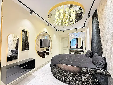 Satılır 5 otaqlı mənzil 184 m²