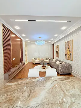 Satılır 4 otaqlı mənzil 165 m²