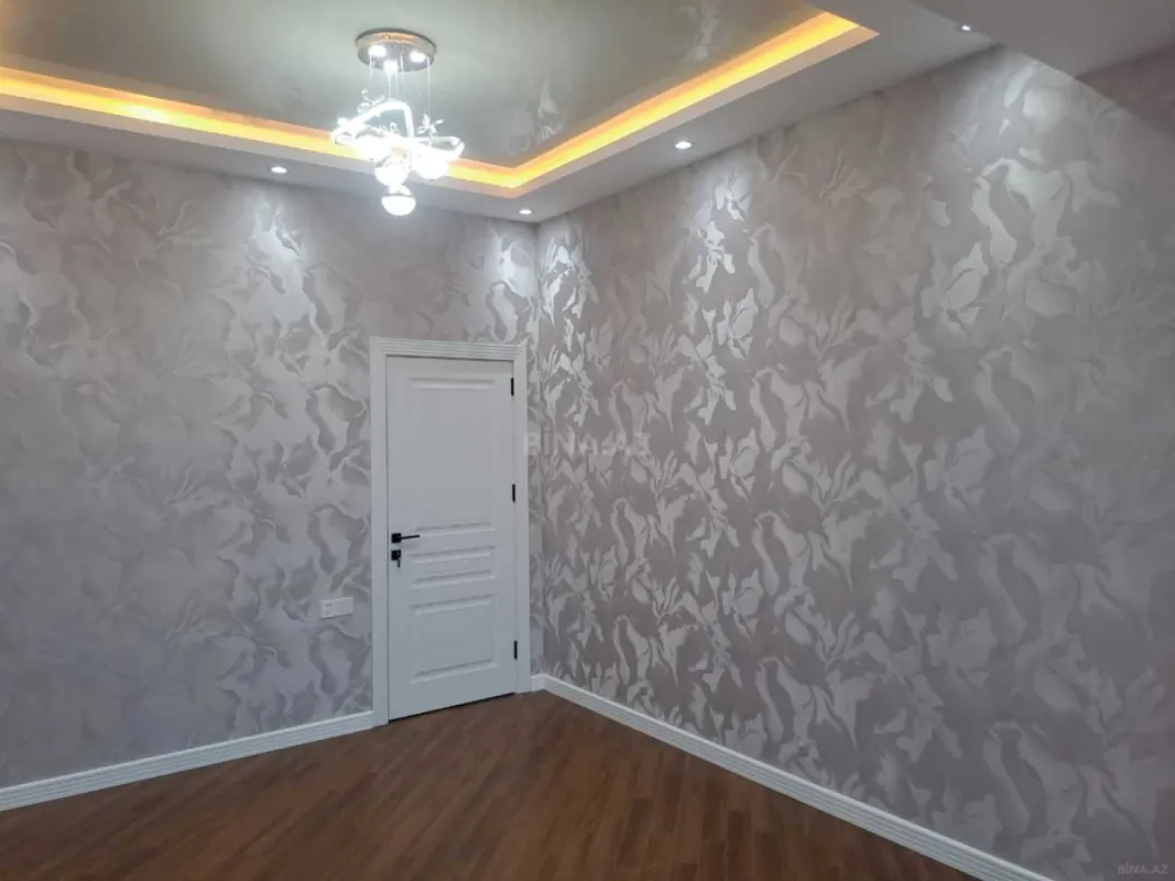 Satılır 2 otaqlı mənzil 90 m²