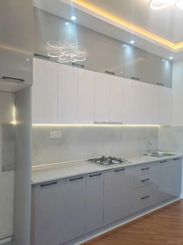 Satılır 2 otaqlı mənzil 90 m²