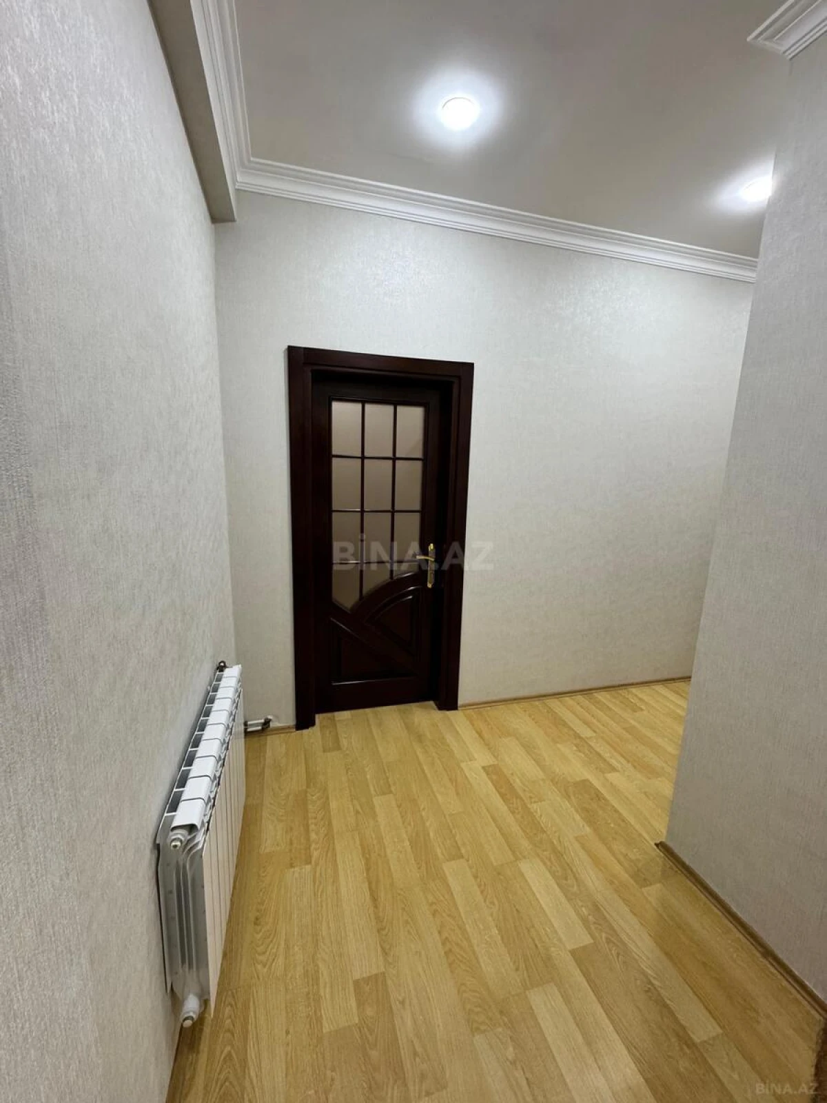 Satılır 2 otaqlı mənzil 90 m²