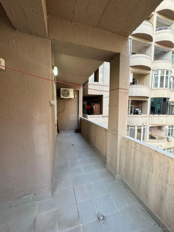 Satılır 2 otaqlı mənzil 90 m²
