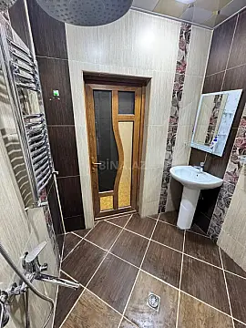 Satılır 2 otaqlı mənzil 90 m²