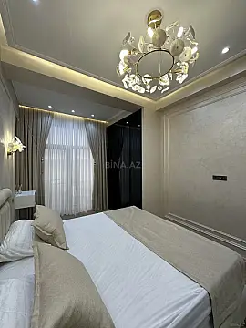Satılır 3 otaqlı mənzil 121 m²