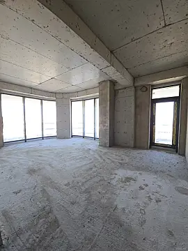 Satılır 3 otaqlı mənzil 180 m²