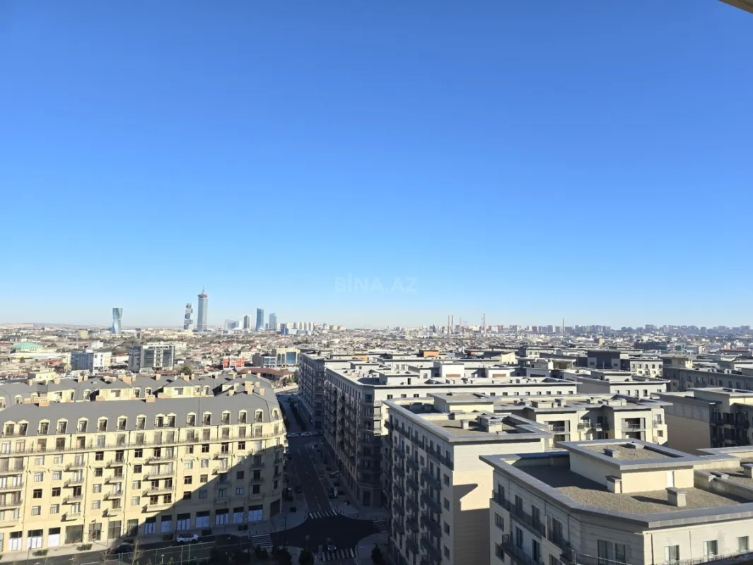 Satılır 3 otaqlı mənzil 180 m²