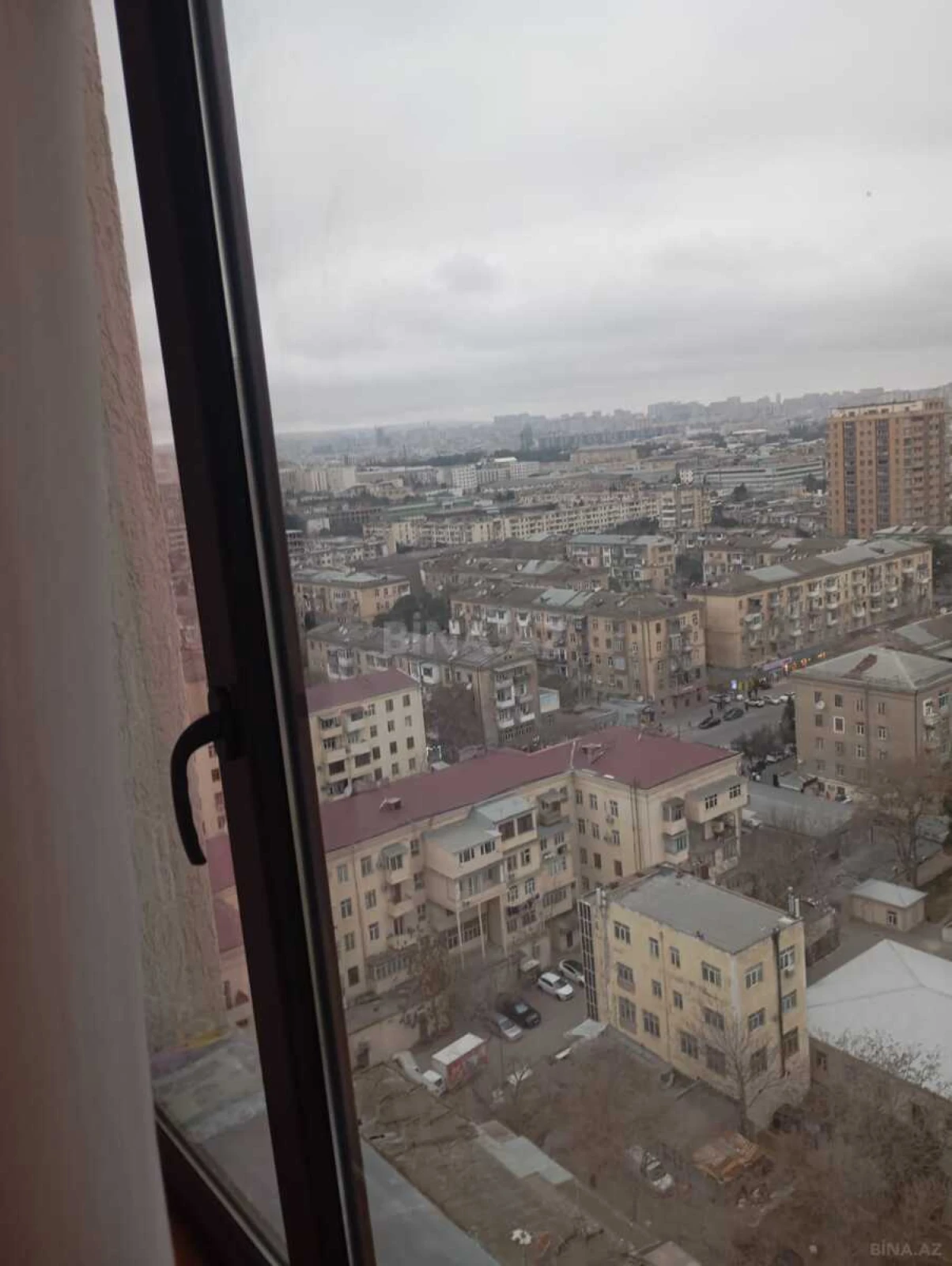 Satılır 2 otaqlı mənzil 52 m²