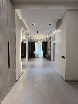 Satılır 2 otaqlı mənzil 68 m²