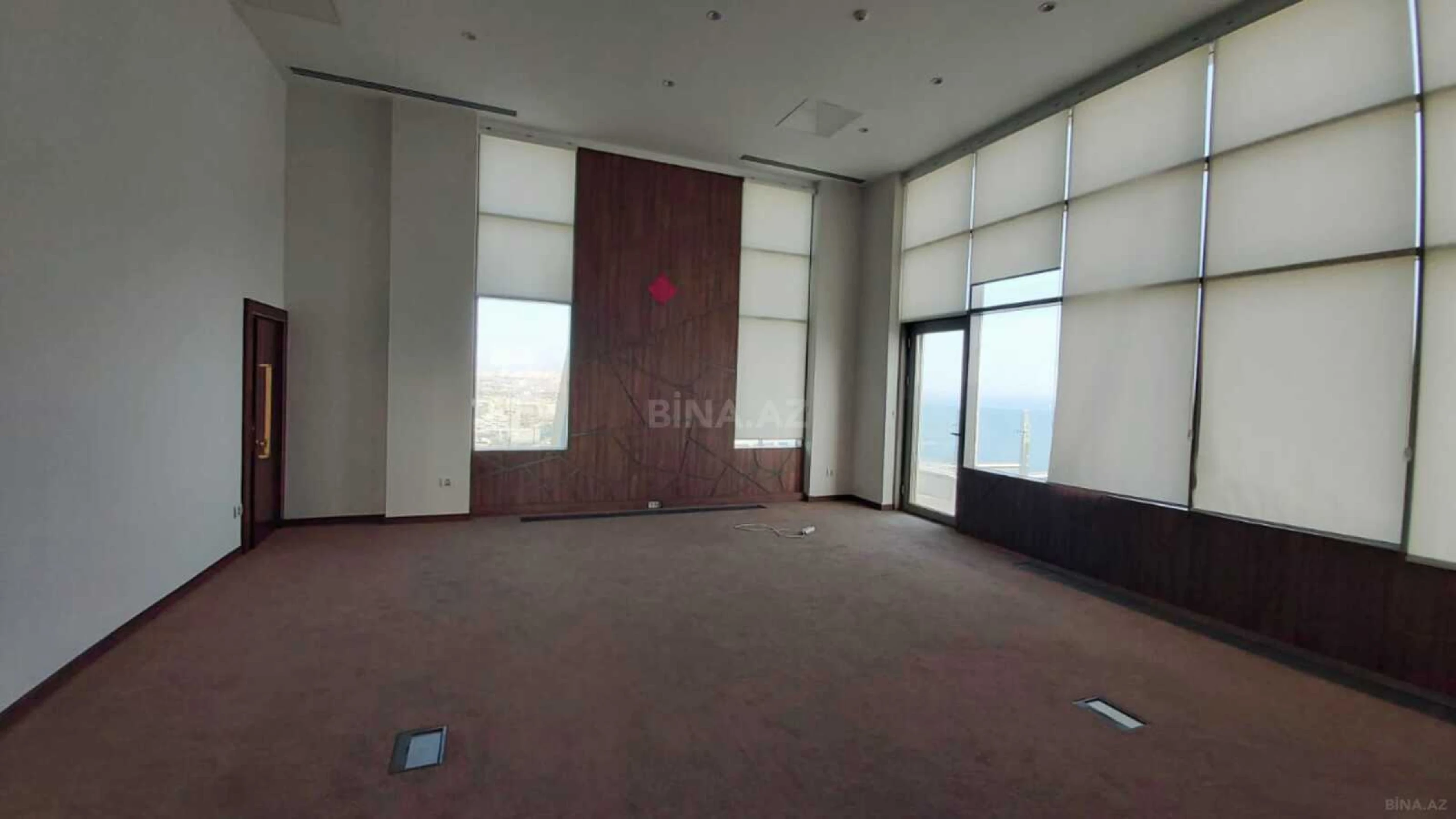 Satılır obyekt 1593 m²